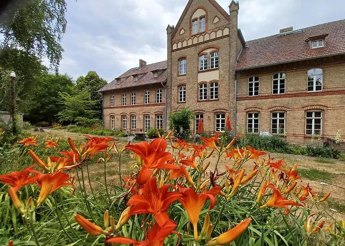 Parkwohnung Im Kunstgut Krahne